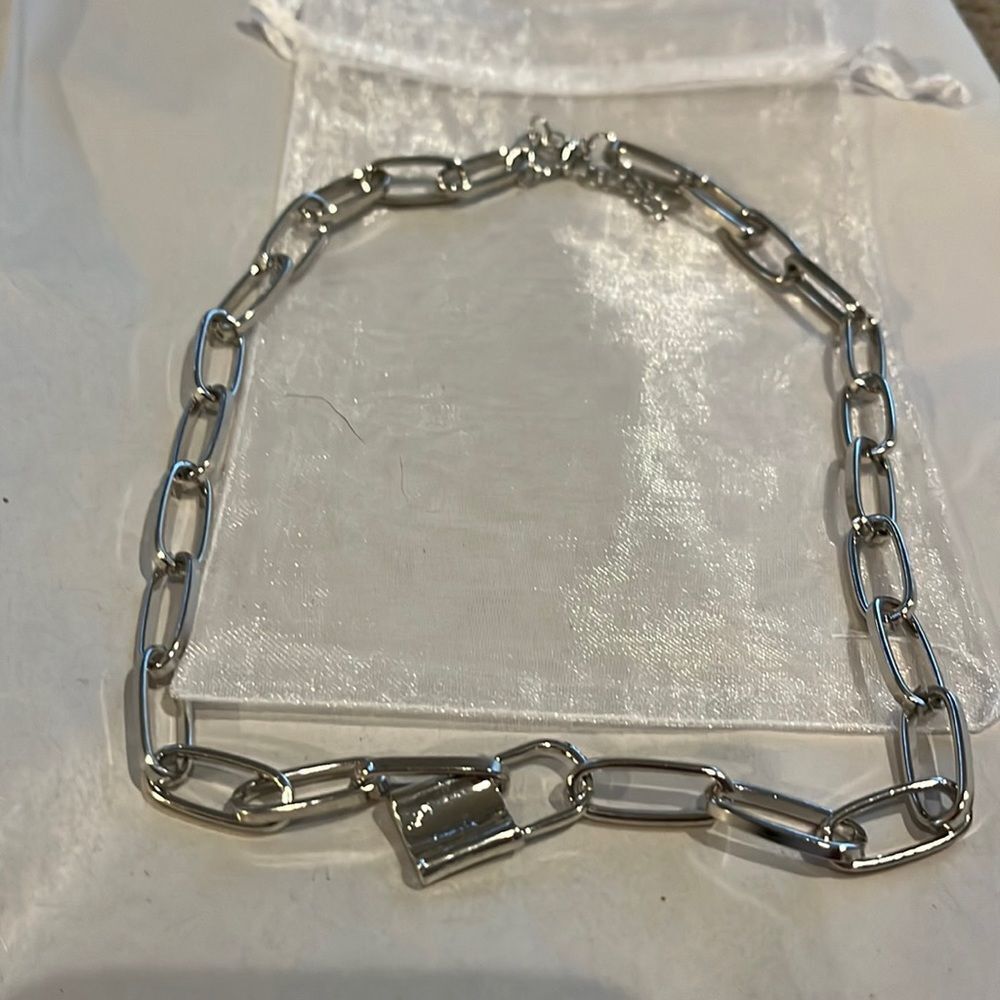 Silver Lock necklace